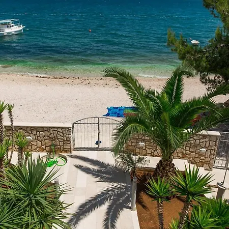 Apartment Arbanija 14825b *