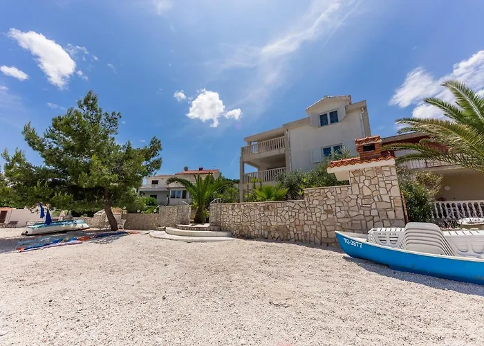 Arbanija 14825b Apartament