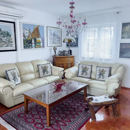 Arbanija 14825b * Τρογκίρ