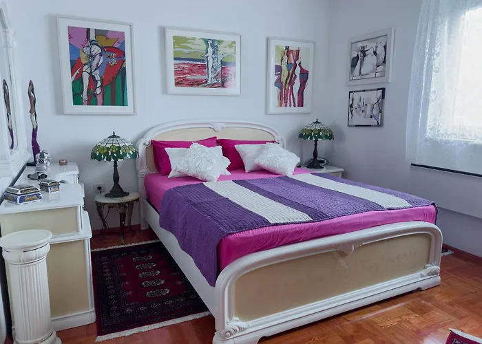 Arbanija 14825b * Trogir