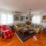 Arbanija 14825b Apartman *